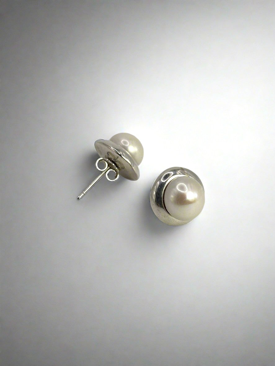PEARL EARRINGS