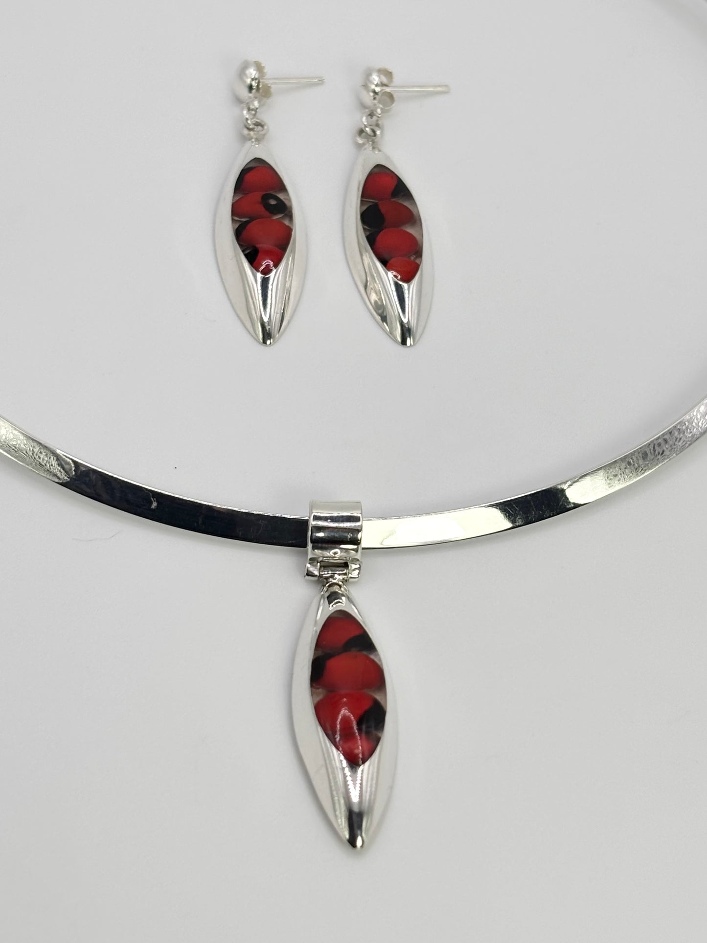 THE FLAME LILY SET